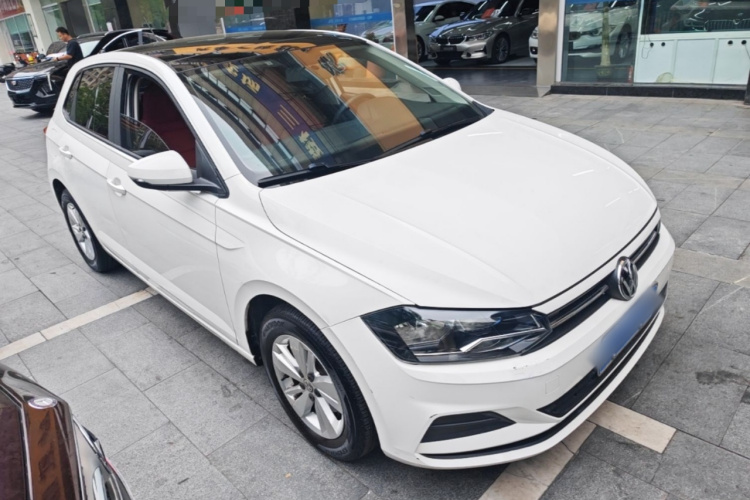 Volkswagen Polo 2021 car image #4