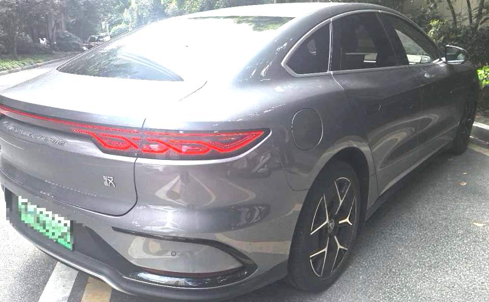 BYD Han 2024 #3 BYD Han 2024 car image #3