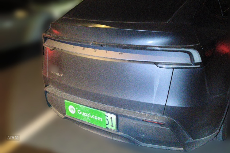 Tesla Model Y 2025 #6 Tesla Model Y 2025 car image #6