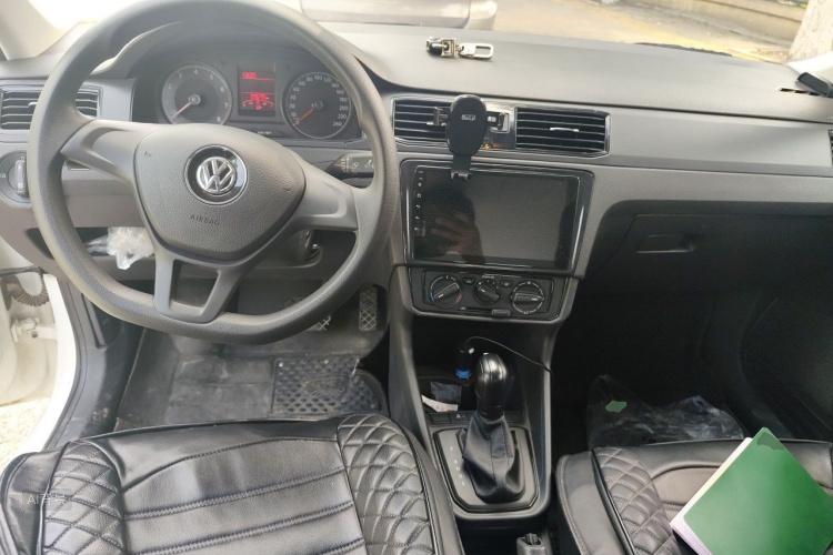 Volkswagen Santana 2021 car image #11
