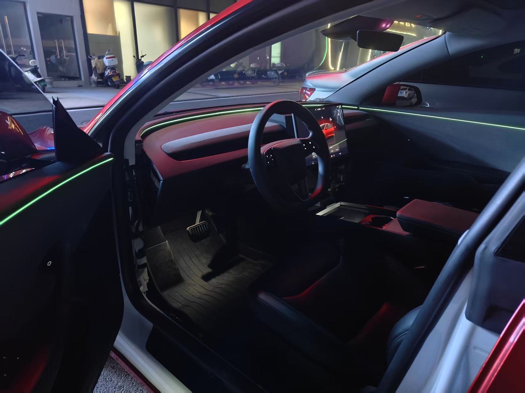 Tesla Model 3 2025 صورة سيارة #2