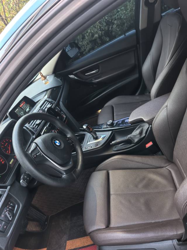 BMW 3 Series 2018 #3 BMW 3 Series 2018 imagen de coche #3