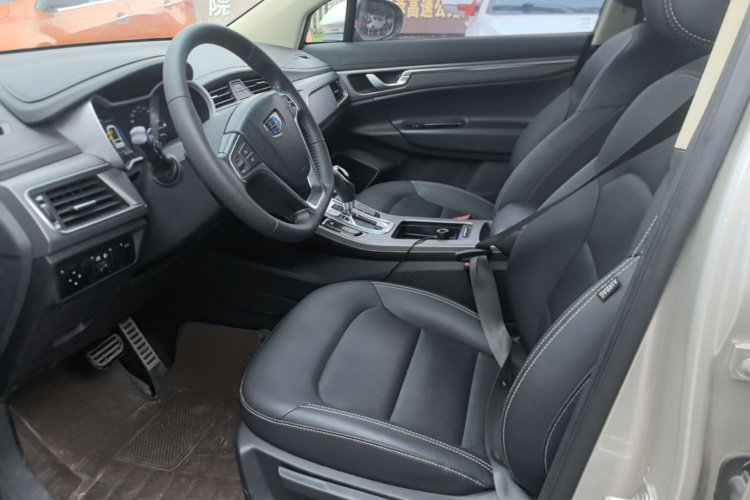GEELY Emgrand GS 2017 #15 GEELY Emgrand GS 2017 image de voiture #15