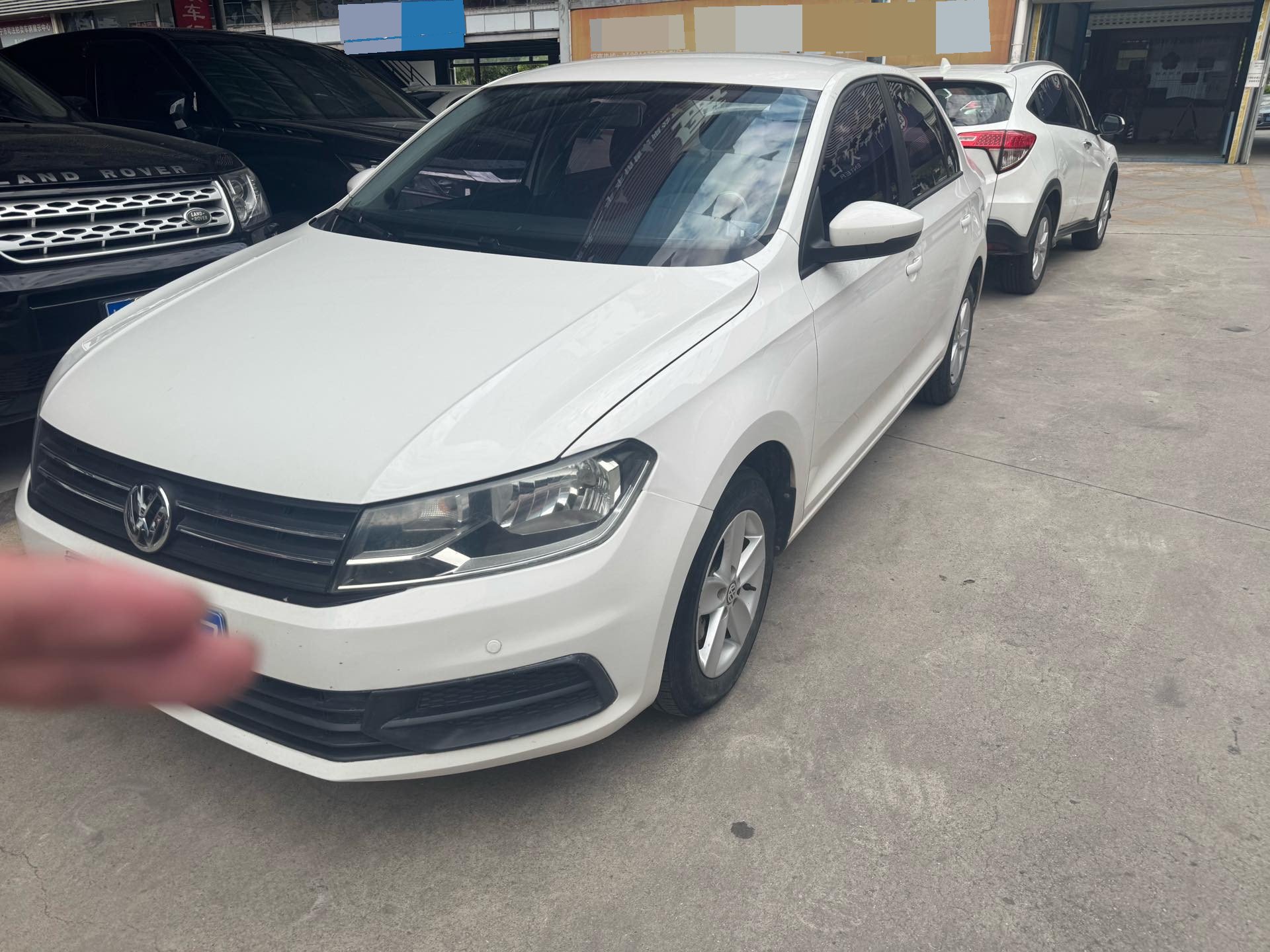 Volkswagen Santana 2018 car image 
