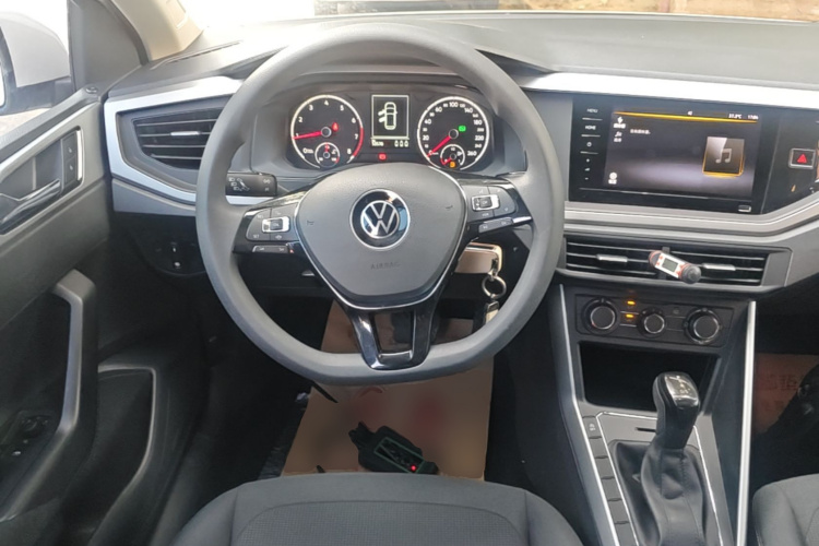 Volkswagen Polo 2021 #11 Volkswagen Polo 2021 car image #11