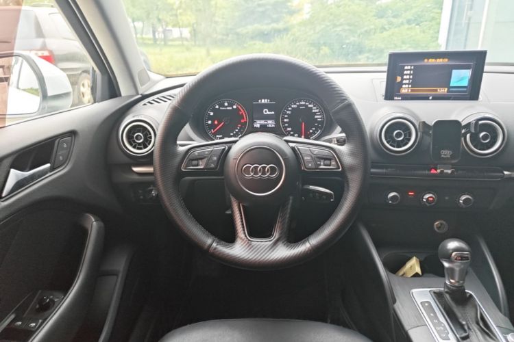 Audi A3 2018 #11 Audi A3 2018 car image #11