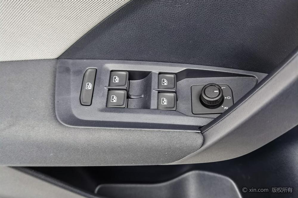Volkswagen Tharu 2024 car image #22