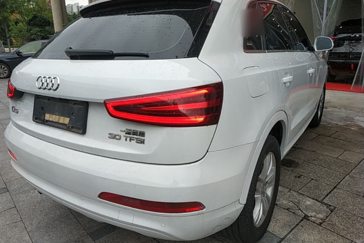 Audi Q3 2015 #8 Audi Q3 2015 car image #8