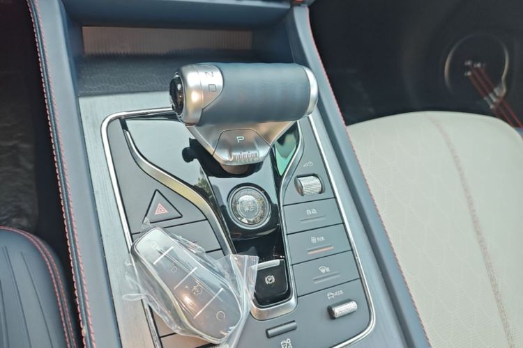 BYD Yuan Plus 2023 immagine di auto #14