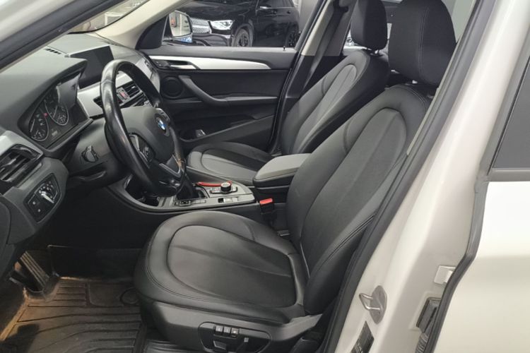 BMW X1 2017 #15 BMW X1 2017 car image #15