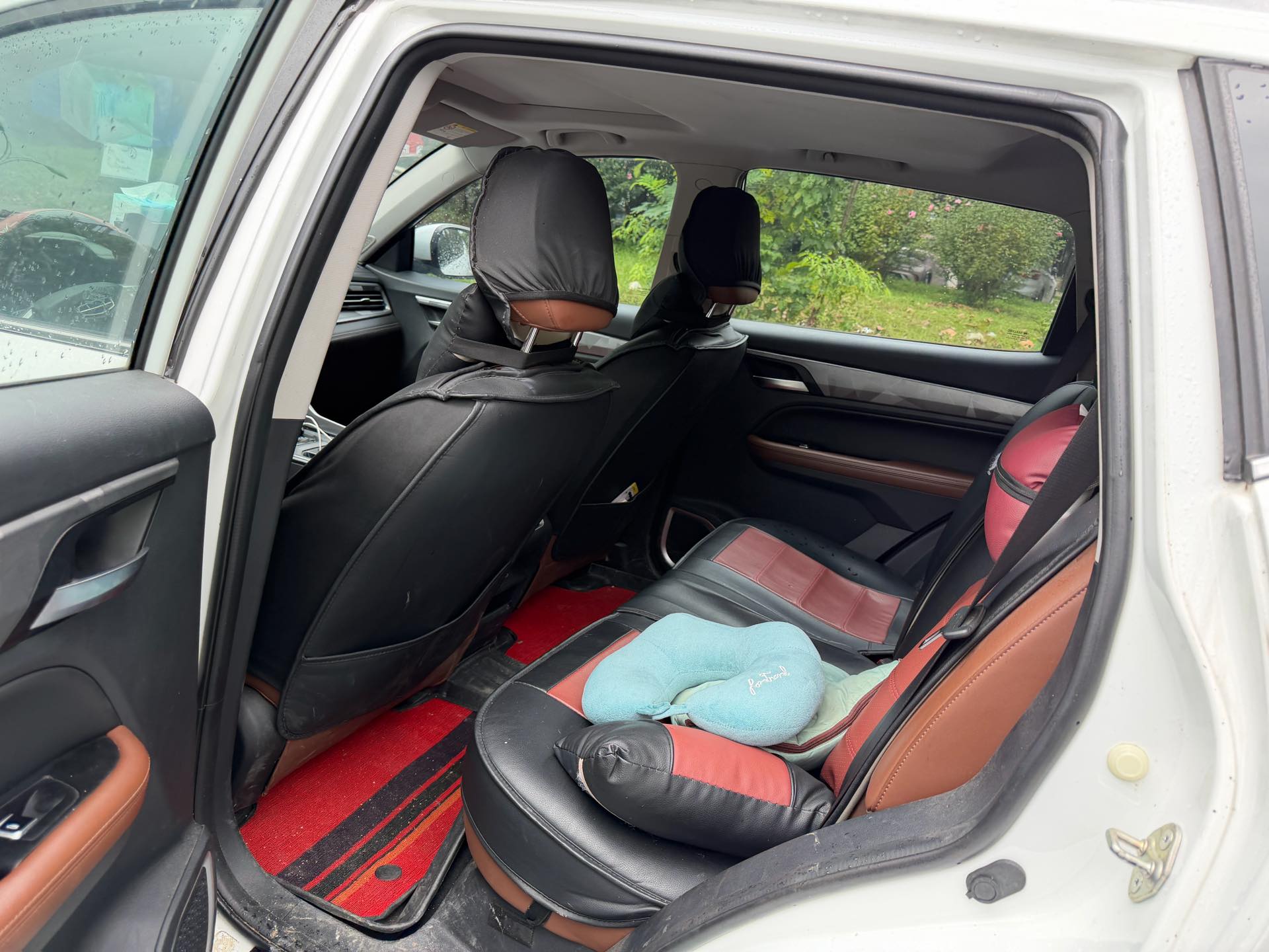 GEELY Vision X6 2022 car image #3
