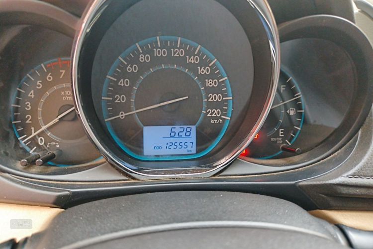 Toyota Vios 2015 car image #13