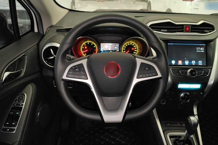 BYD Yuan 2017 car image #11