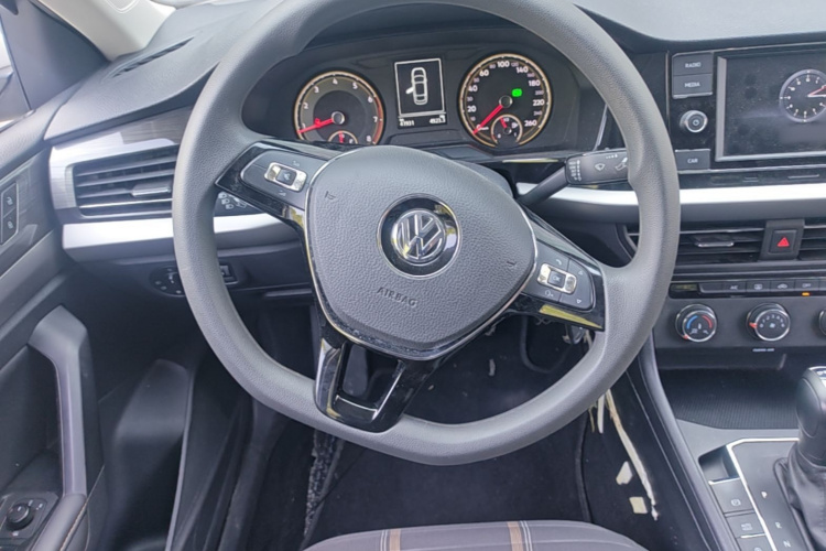 Volkswagen Lavida 2019 #12 Volkswagen Lavida 2019 car image #12