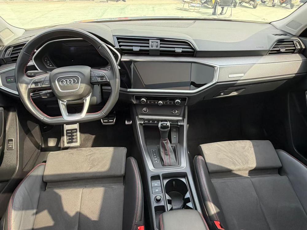 Audi Q3 2023 #14 Audi Q3 2023 car image #14