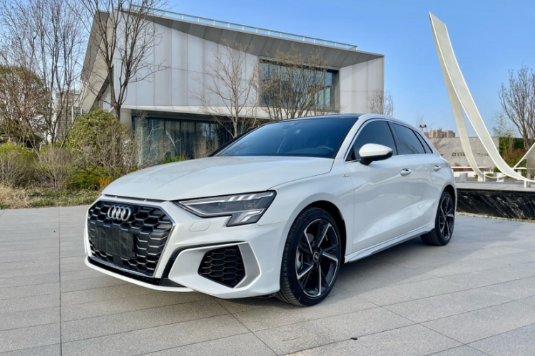 Audi A3 2023 car image #2