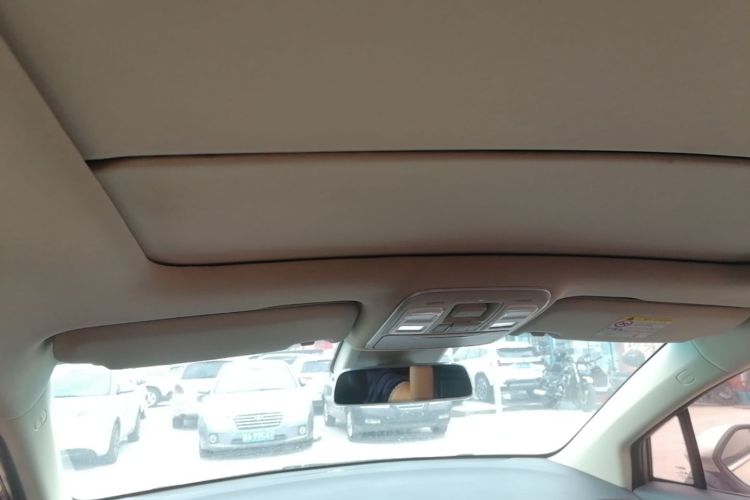 GEELY Emgrand GS 2018 car image #18