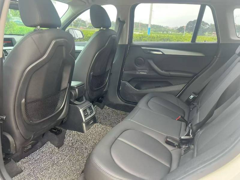 BMW X1 2019 #3 BMW X1 2019 car image #3