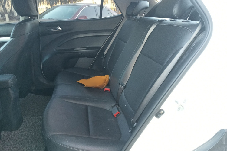 起亚 奕跑 2023 汽车图片 #14