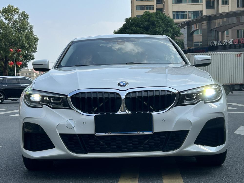 BMW 3 Series 2021 imagen de coche #2