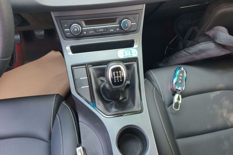 GEELY Emgrand 2018 car image #14