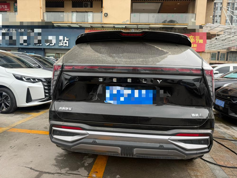 GEELY Boyue L 2023 صورة سيارة #5