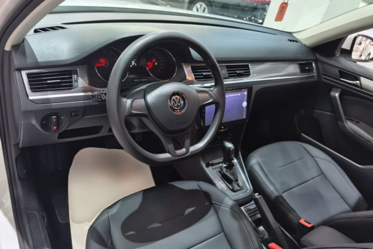 Volkswagen Bora 2020 car image #10