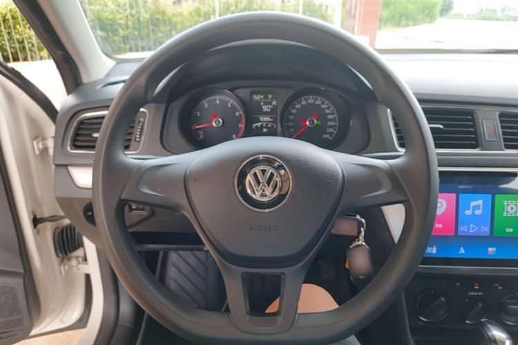 Volkswagen Lavida 2019 #11 Volkswagen Lavida 2019 car image #11