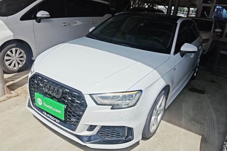 Audi A3 2019 car image #2