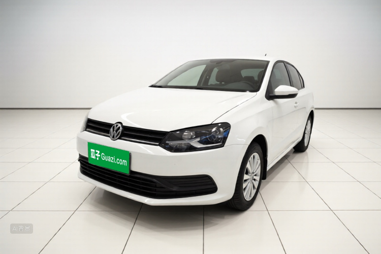 Volkswagen Polo 2019 car image #2