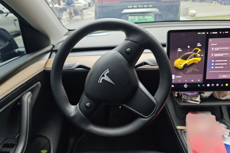 Tesla Model Y 2022 #15 Tesla Model Y 2022 car image #15