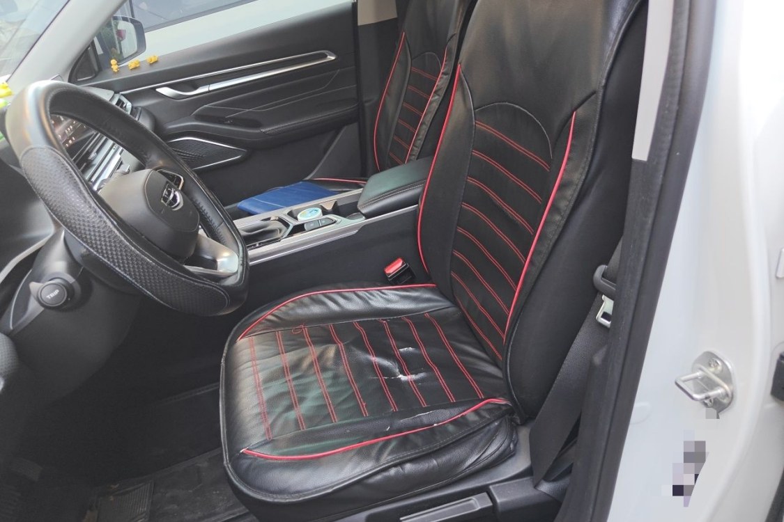 GEELY Emgrand 2021 car image #18