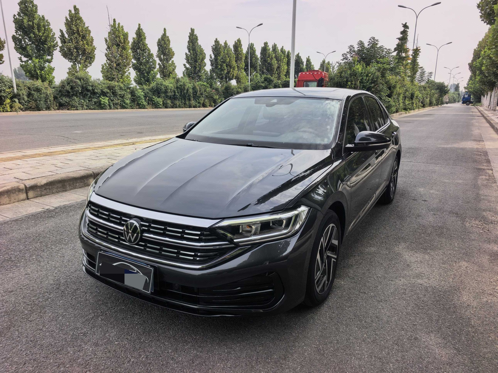 Volkswagen Sagitar 2023 car image 