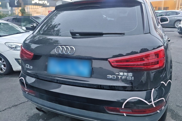 Audi Q3 2019 car image #6