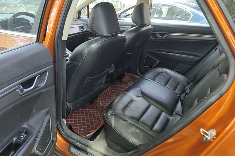 GEELY Emgrand GS 2017 imagen de coche #17