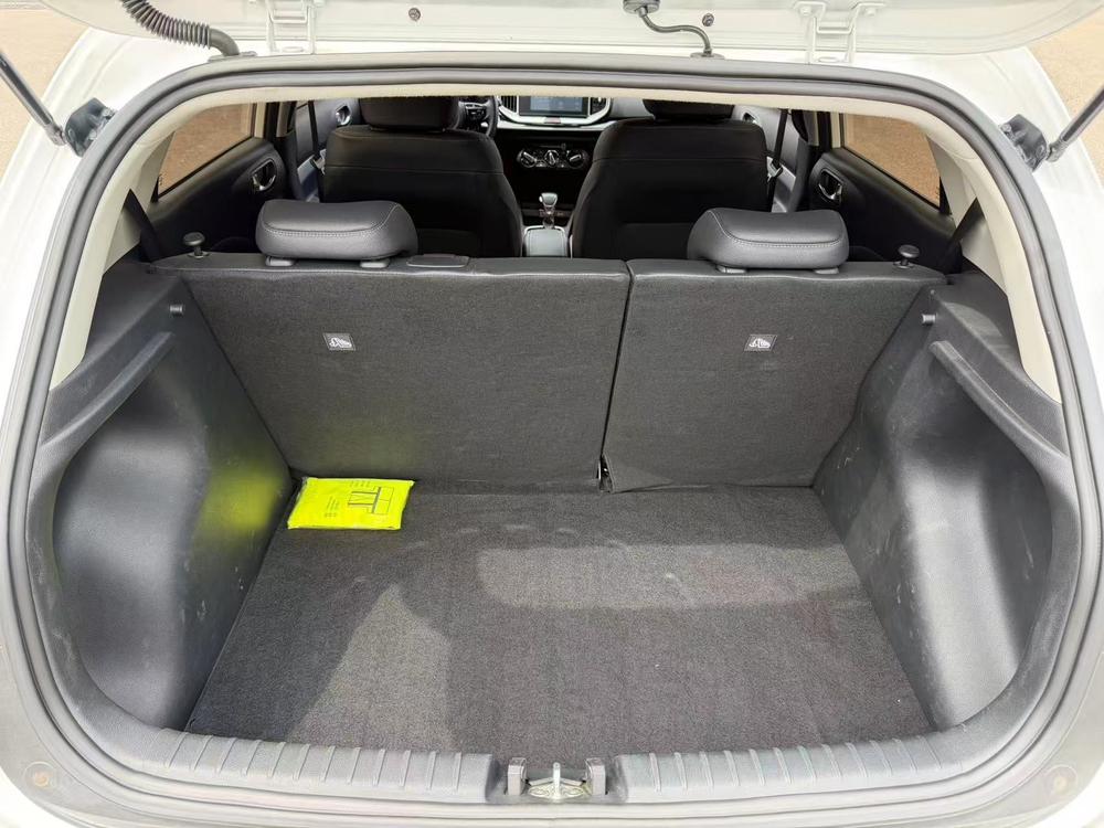 2021 imagen de coche #25