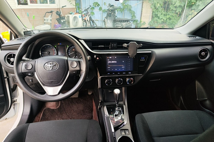 Toyota Corolla 2019 car image #11