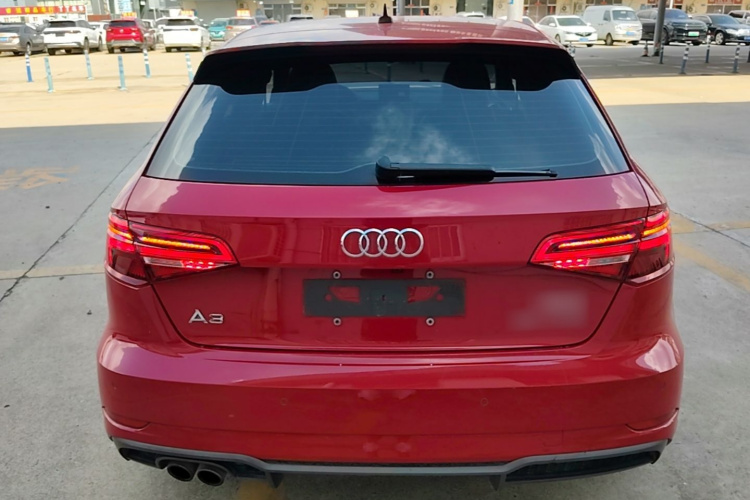 Audi A3 2019 car image #6