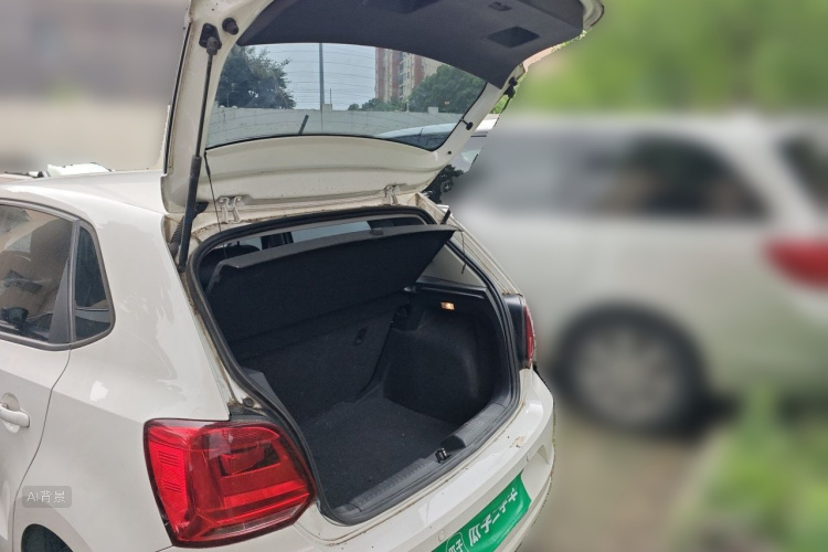 Volkswagen Polo 2018 car image #21