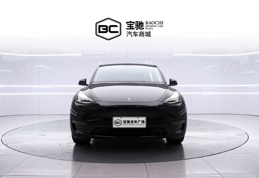 Tesla Model Y 2023 #2 Tesla Model Y 2023 car image #2
