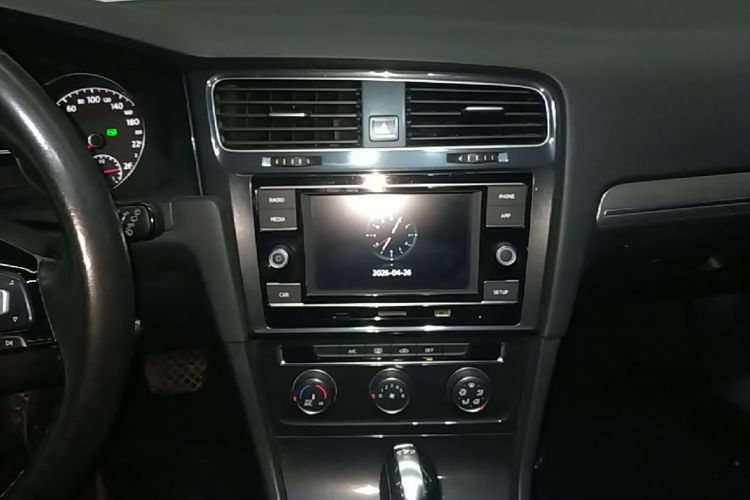 Volkswagen Golf 2018 #13 Volkswagen Golf 2018 car image #13