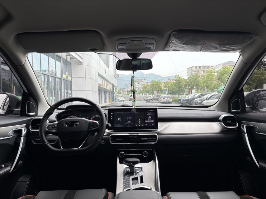 GEELY Coolray 2024 car image #6