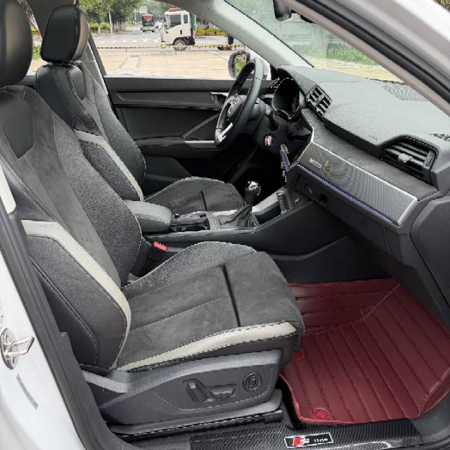 Audi Q3 2021 car image #8