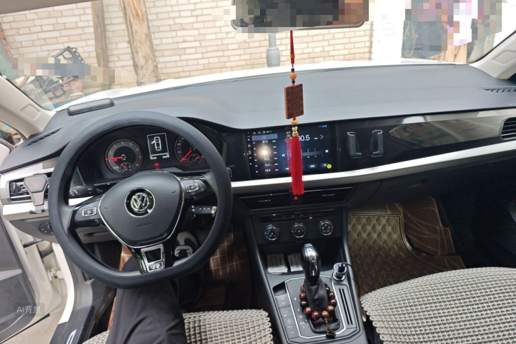 Volkswagen Lavida 2020 car image #11