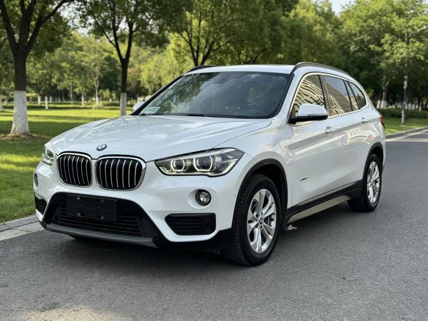 2016 2016 car image