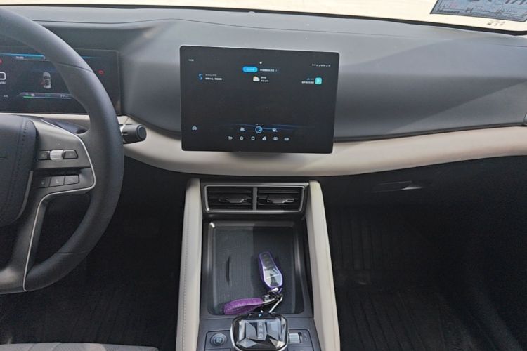BYD YuanUP 2024 #13 BYD YuanUP 2024 immagine di auto #13