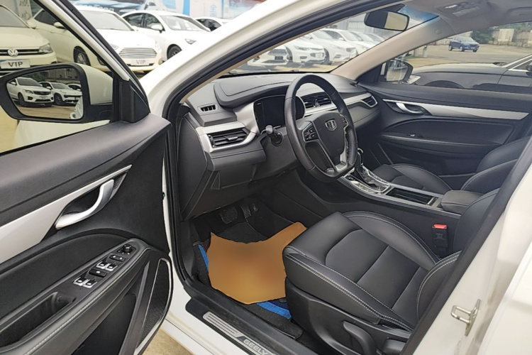 GEELY Emgrand 2018 image de voiture #16