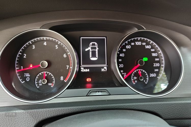 Volkswagen Golf 2016 car image #13