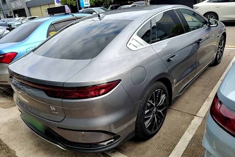 BYD Han 2024 #7 BYD Han 2024 car image #7