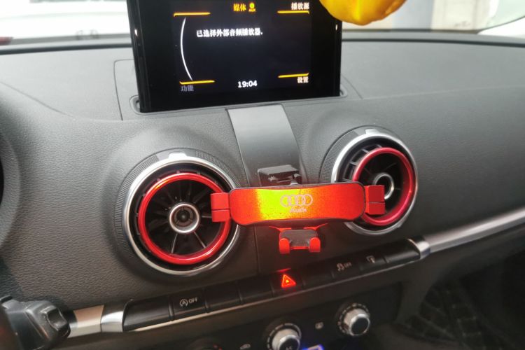 Audi A3 2017 car image #13